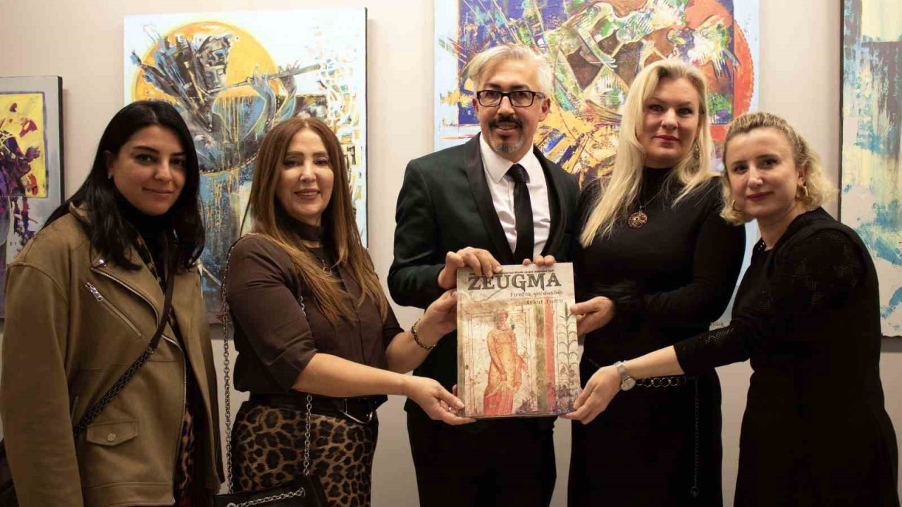 Ressam Atilla, SANKO Sanat Galerisi’nde sergi açtı