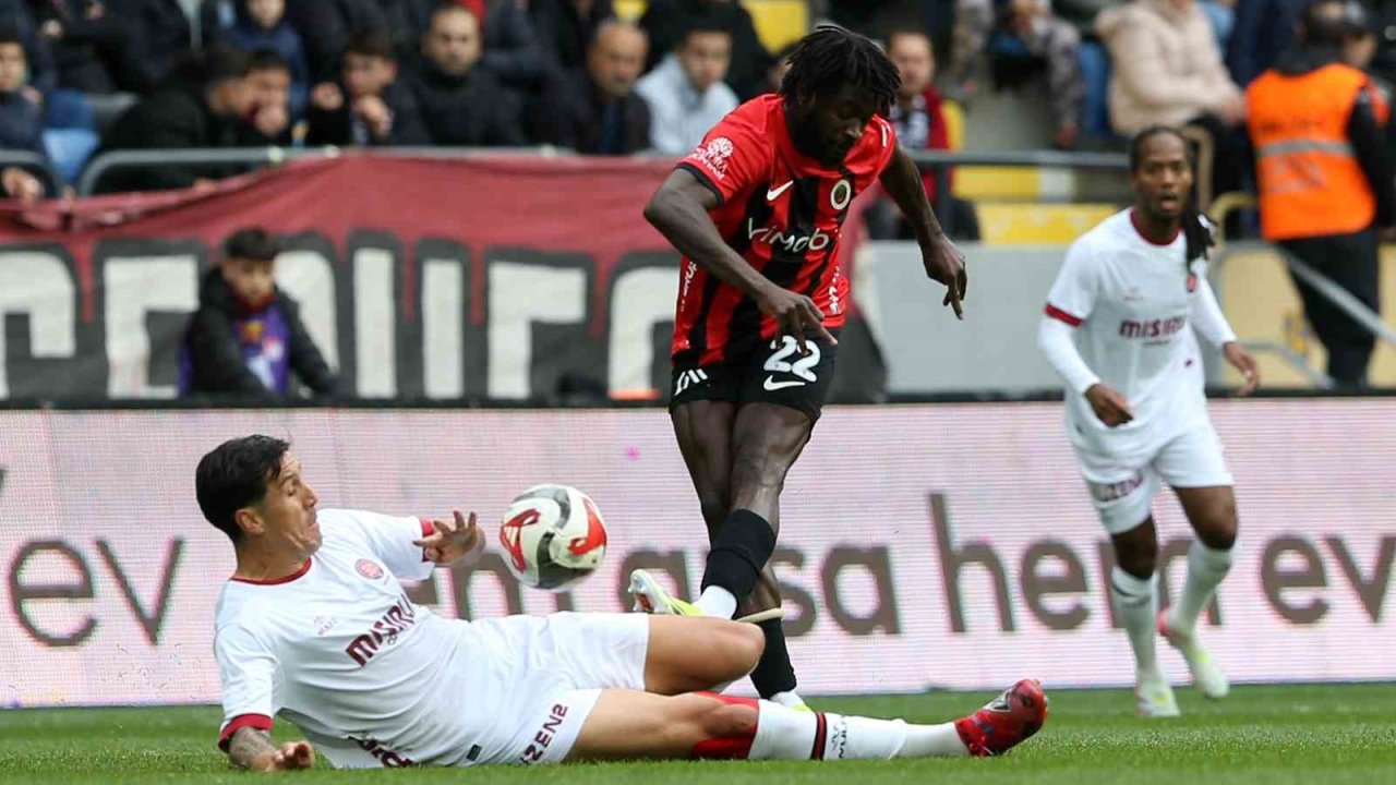 Trendyol Süper Lig: Gençlerbirliği: 3 - Fatih Karagümrük: 0 (Maç sonucu)