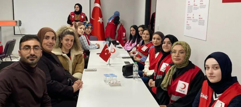 Kars Kızılay’da Gönüllülük Çalıştayı