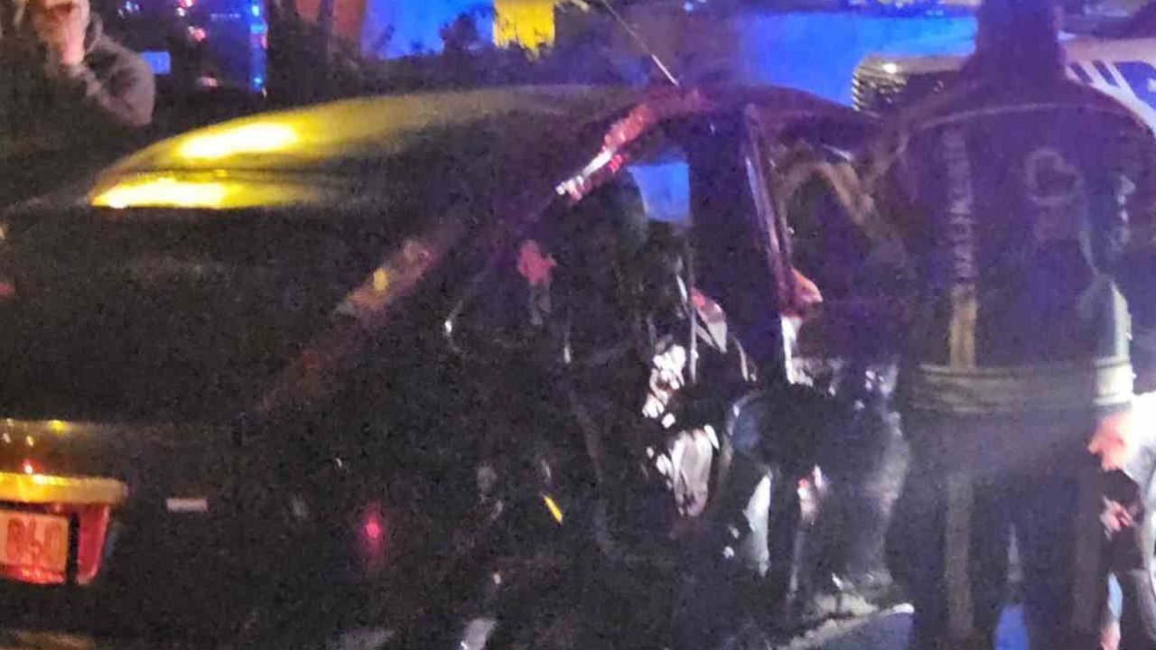 16 yaşındaki sürücü kaza yaptı, 5 çocuk yaralandı