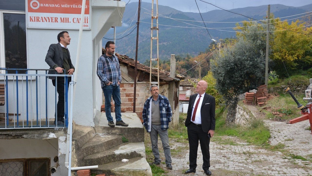 Başkan Kumral yapımı tamamlanan hizmet alanlarını yerinde inceledi