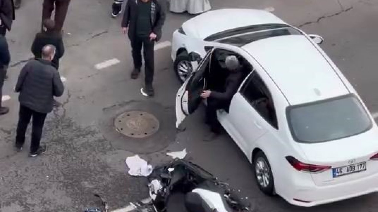 Diyarbakır’da otomobilin çarptığı motosikletli kurye yaralandı