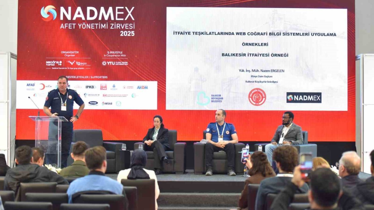 Fuarın gözdesi Balıkesir İtfaiyesi oldu