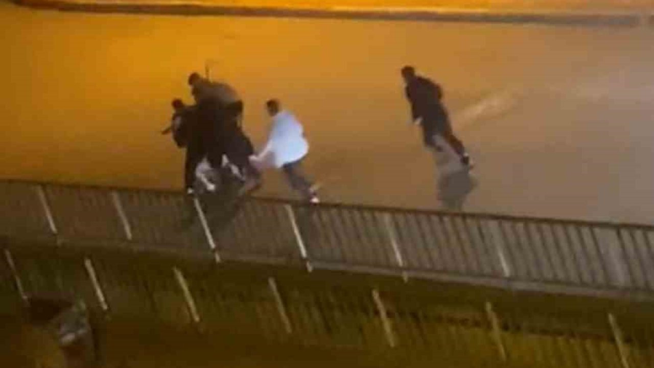 Karabük’te bir genç, 4 kişi tarafından acımasızca böyle darbedildi