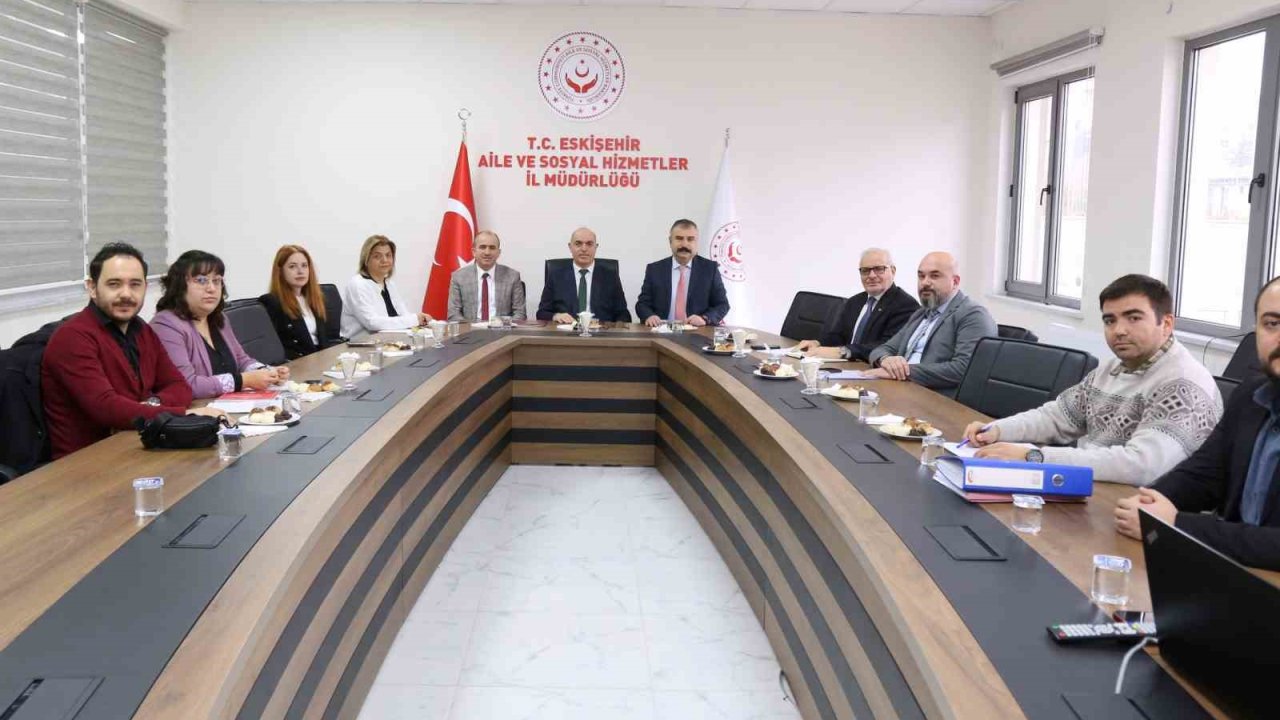 Otizm Eylem Planı kapsamında ’iyi uygulamalar’ mercek altına alındı