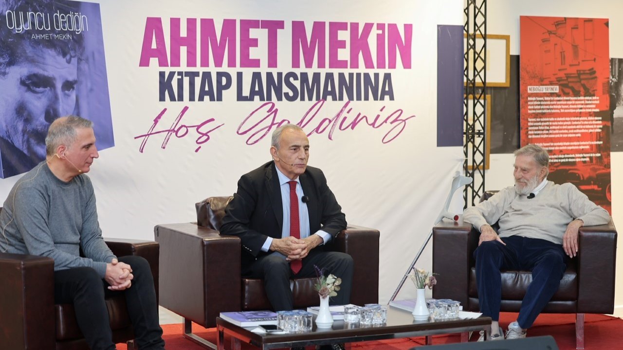 Usta oyuncu Ahmet Mekin, gençliğinin geçtiği Küçükçekmece’de komşularıyla buluştu