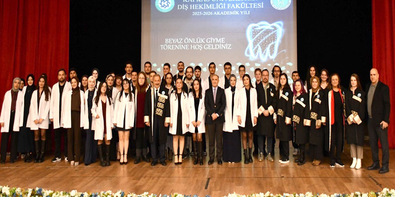 Diş Hekimliği Fakültesi’nde 2025–2026 Akademik Yılı Töreni Gerçekleşti