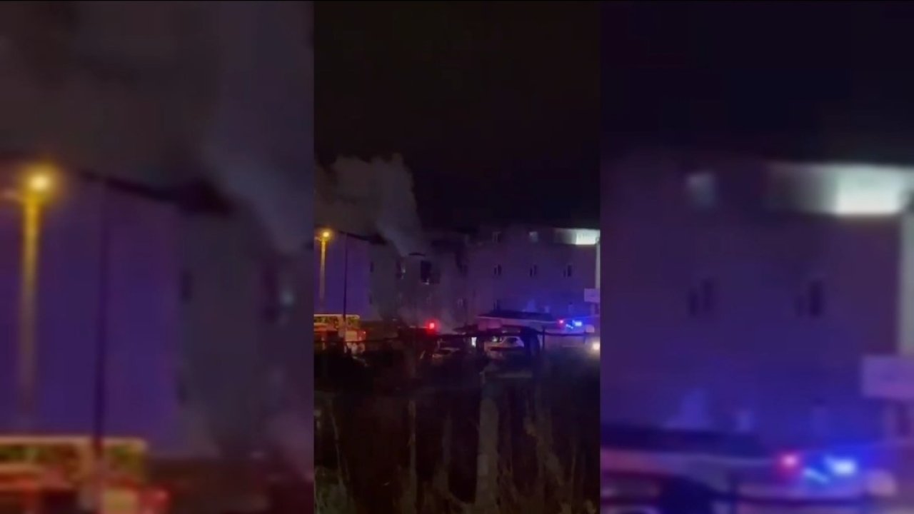 Arnavutköy’de iş yeri alevlere teslim oldu: 1’i ağır 3 yaralı