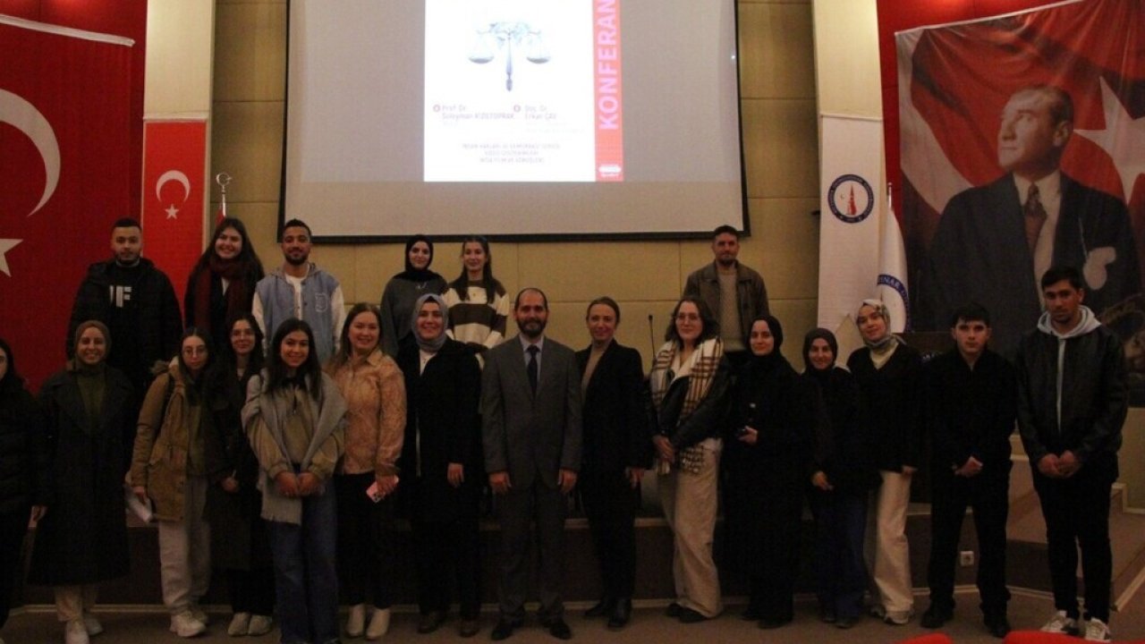 Kütahya’da "İnsan Hakları" konulu konferans