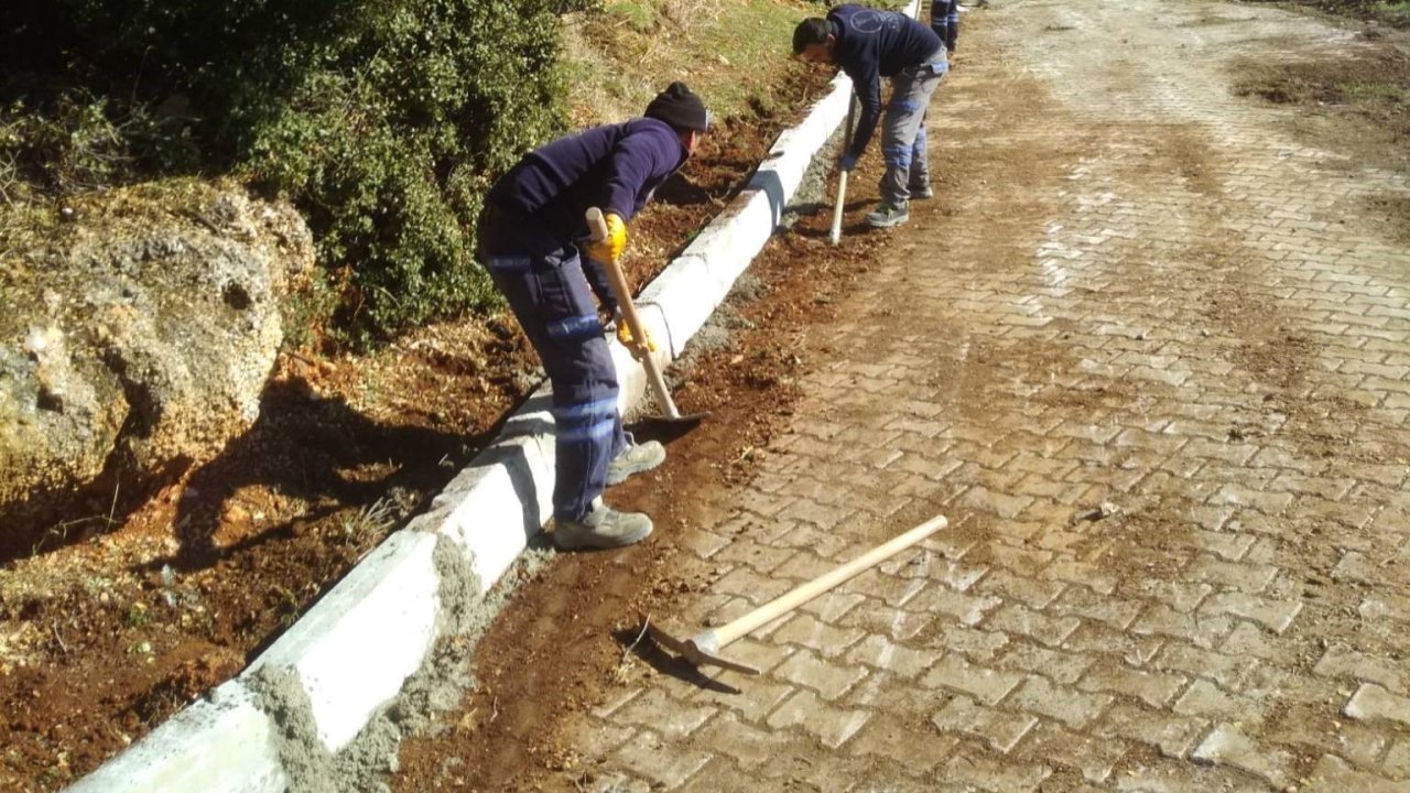 Tavas Belediyesi Fen İşleri Müdürlüğünde çalışmalar tüm hızıyla devam ediyor