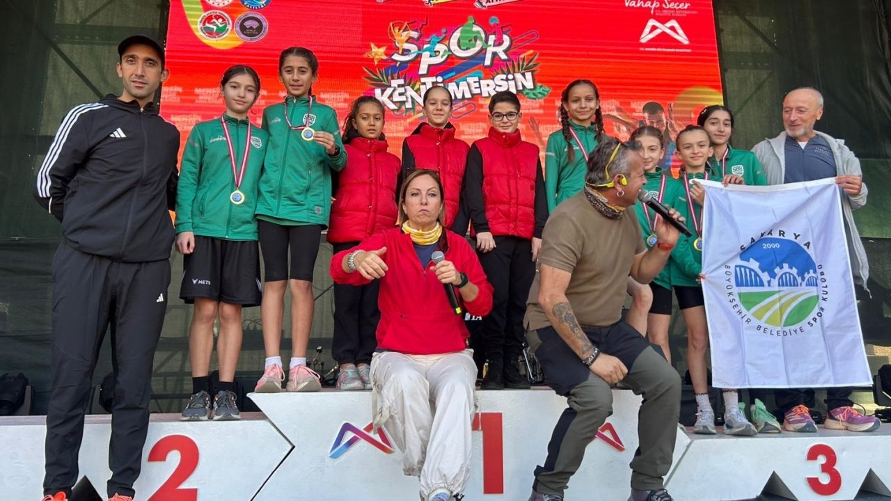 Sakarya Büyükşehir sporcuları Zonguldak ve Mersin’den 5 madalyayla döndü