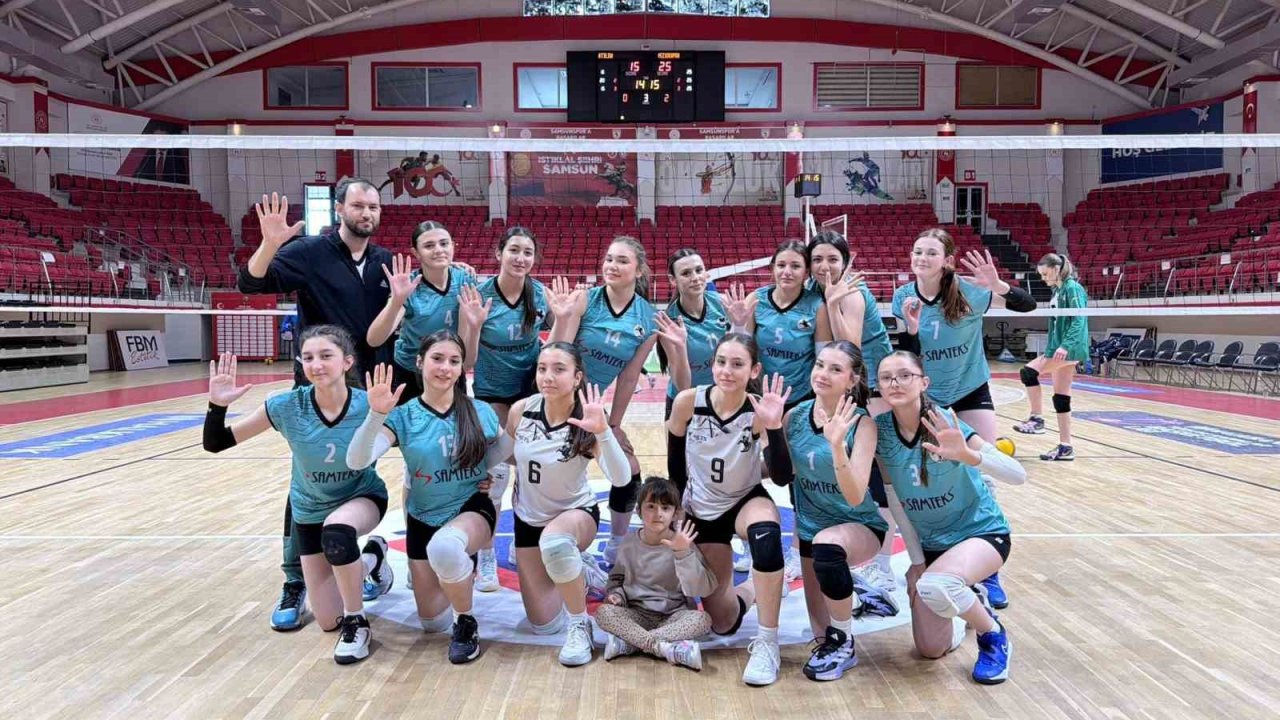 Vezirköprülü voleybolcular finalde