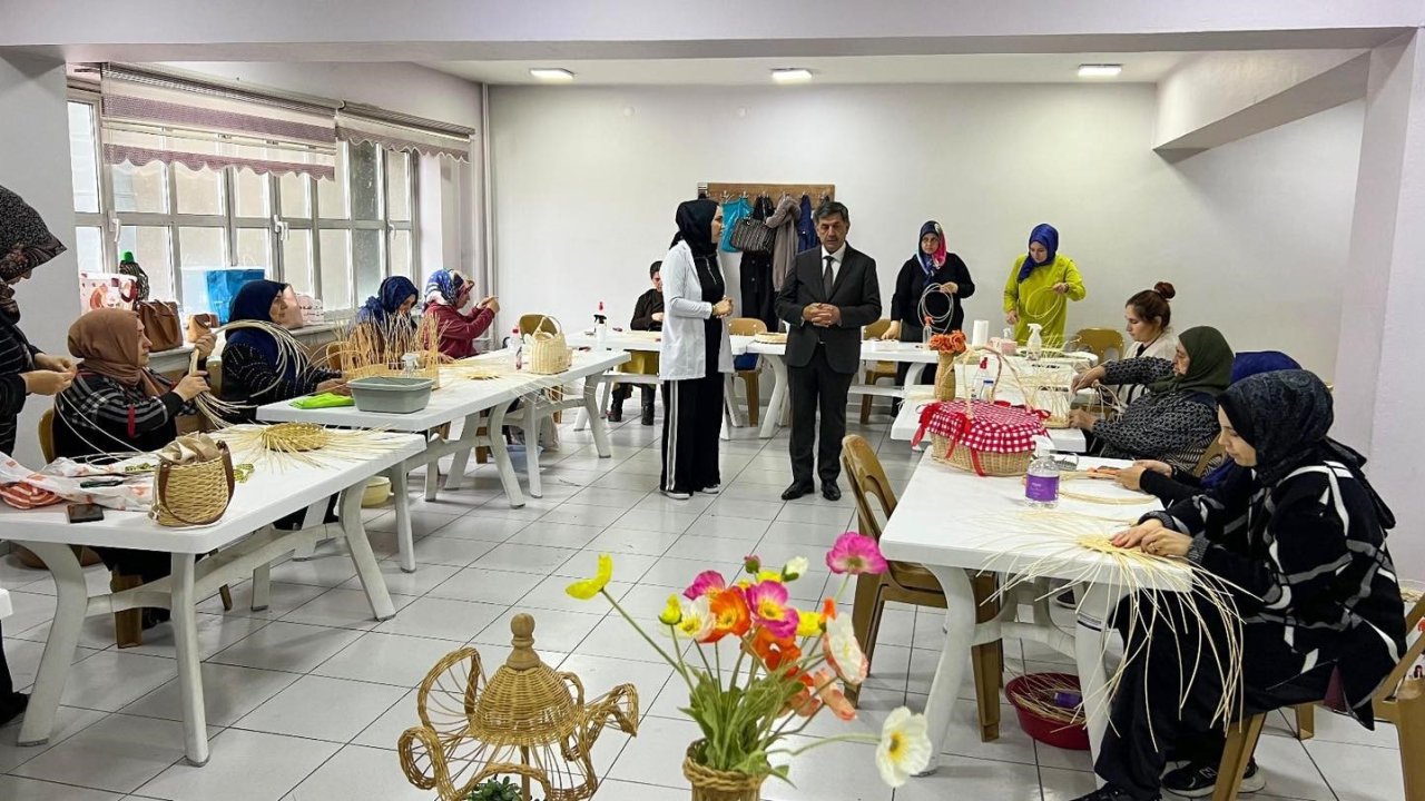 Başkan Aksun, ERMEK kurslarında incelemelerde bulundu