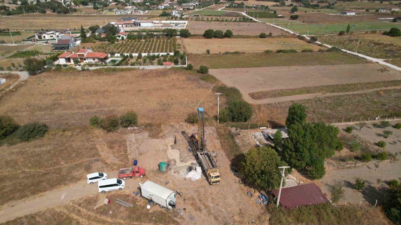 Kuraklıkla mücadele eden İzmir’de yeni 15 sondaj kuyusu