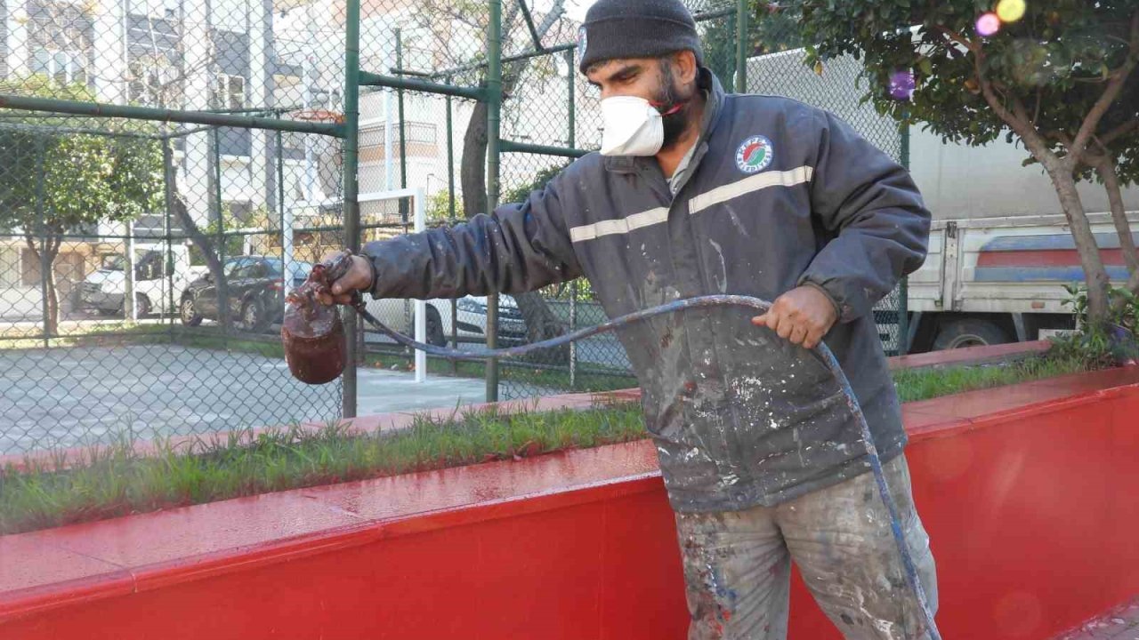 Kepez’den Şehit Öğretmen Sadettin Küçük Parkı’na modernizasyon