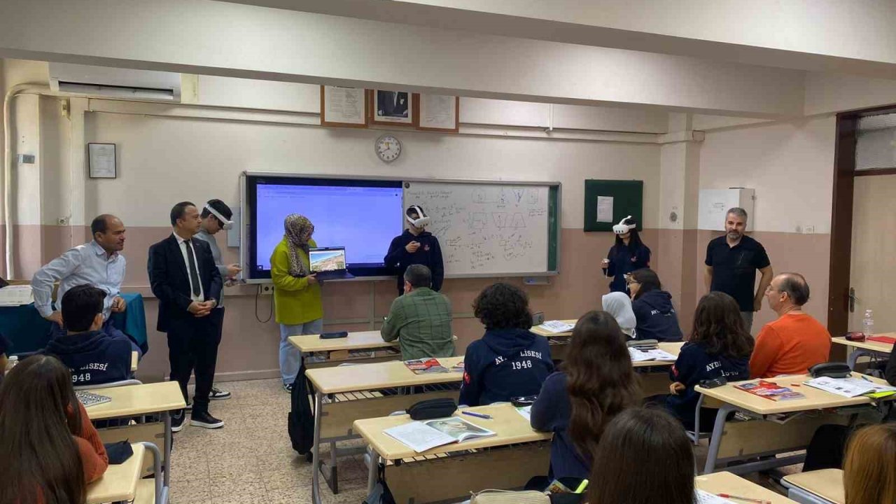 Aydın Lisesi’nde sanal gerçeklik dönemi başladı