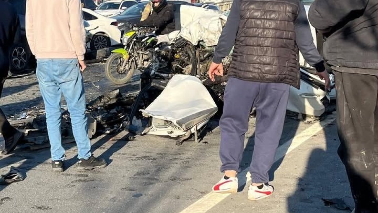 Başakşehir’de feci kaza: 1 ölü, 2 yaralı