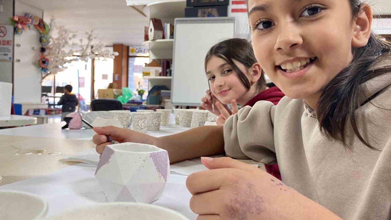 Kötekli Gençlik Merkezi’nde sanat dolu günler