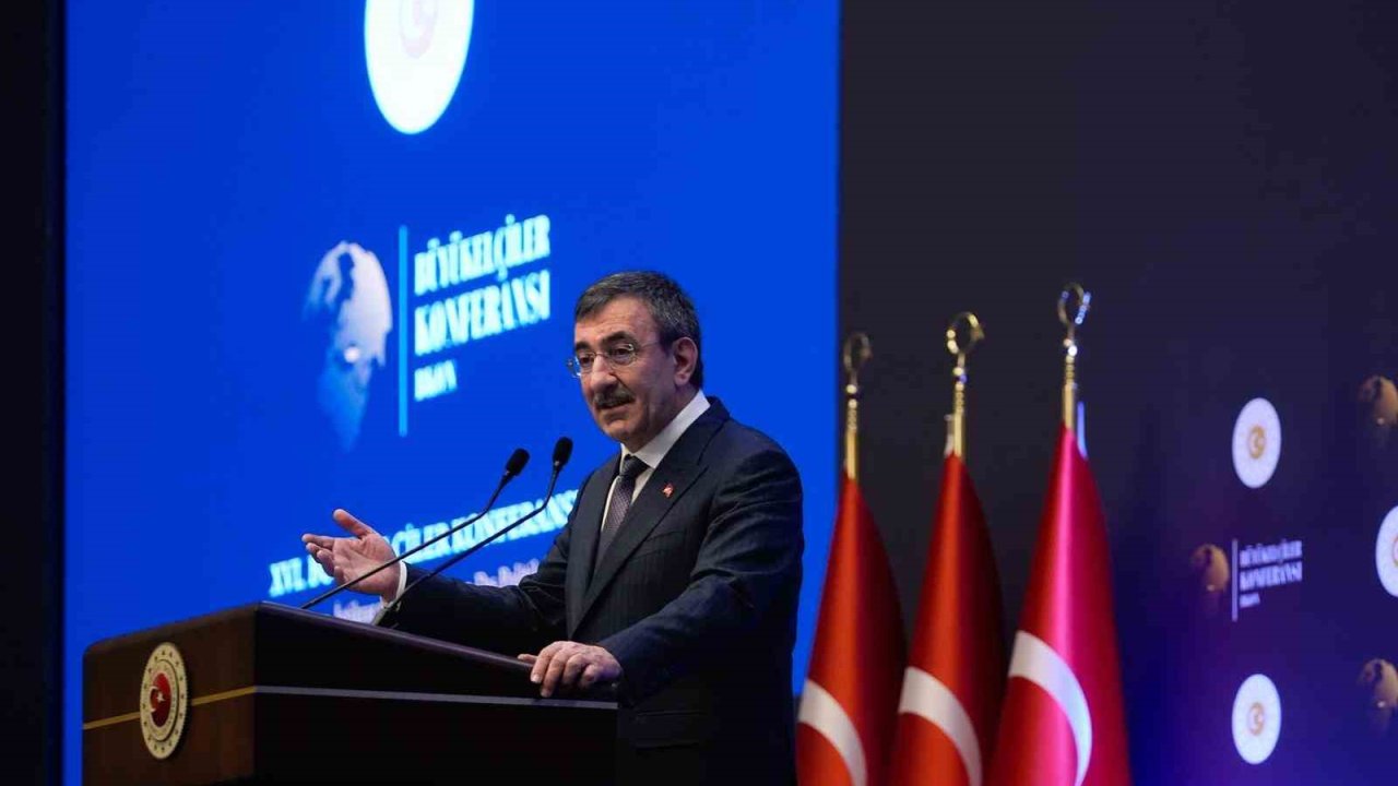 Cumhurbaşkanı Yardımcısı Yılmaz: "Türkiye bugün insani duruş ve stratejik akılla düzen kurucu aktör konumundadır"