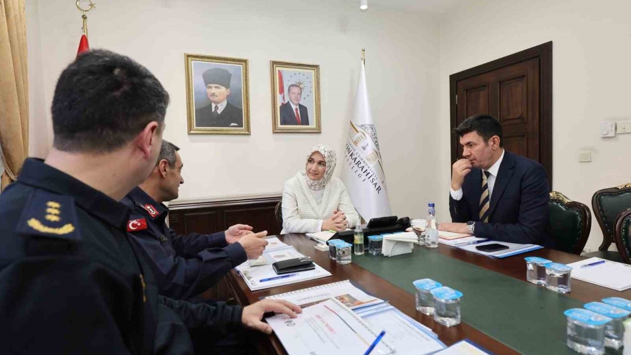 Afyonkarahisar’da asayiş toplantısı