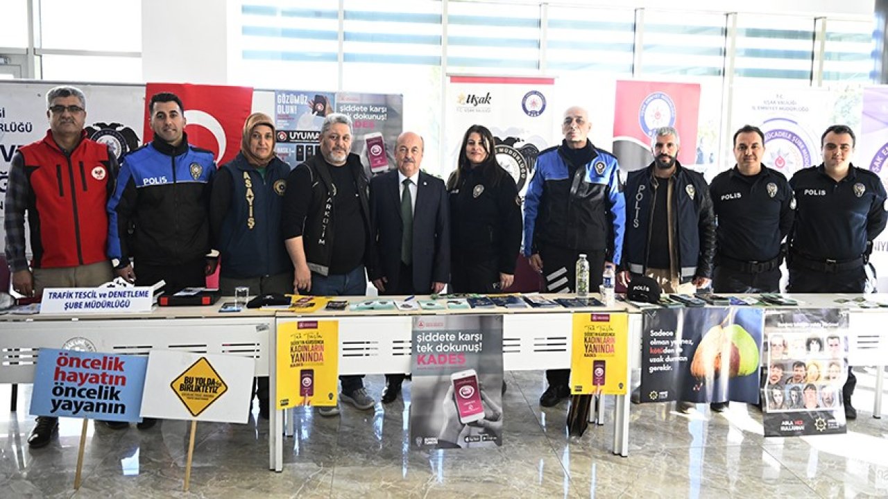 Uşak Üniversitesi Kariyer Günü’25 öğrencileri profesyonellerle buluşturdu