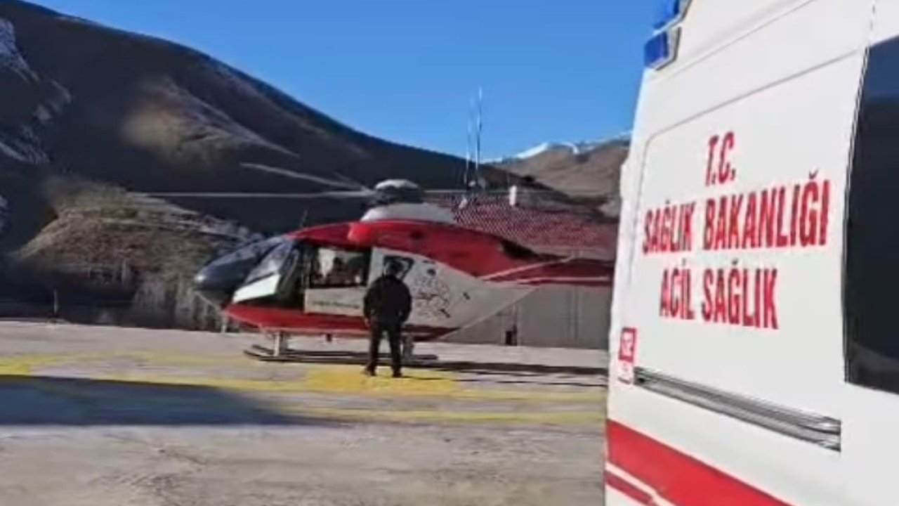 Hamile kadın ambulans helikopterle Van’a getirildi