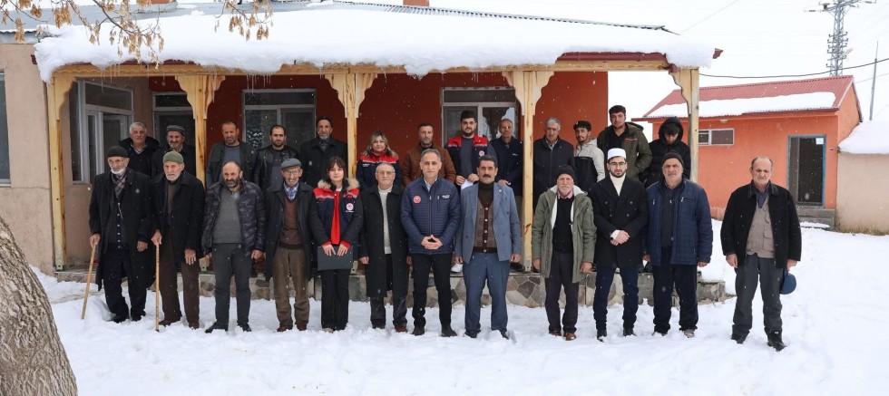 Kars Merkez Esenyazı Köyünde Tarım ve Hayvancılık Ele Alındı