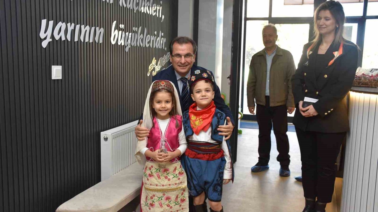 Salihli’de Tutum, Yatırım Ve Türk Malları Haftası kutlandı