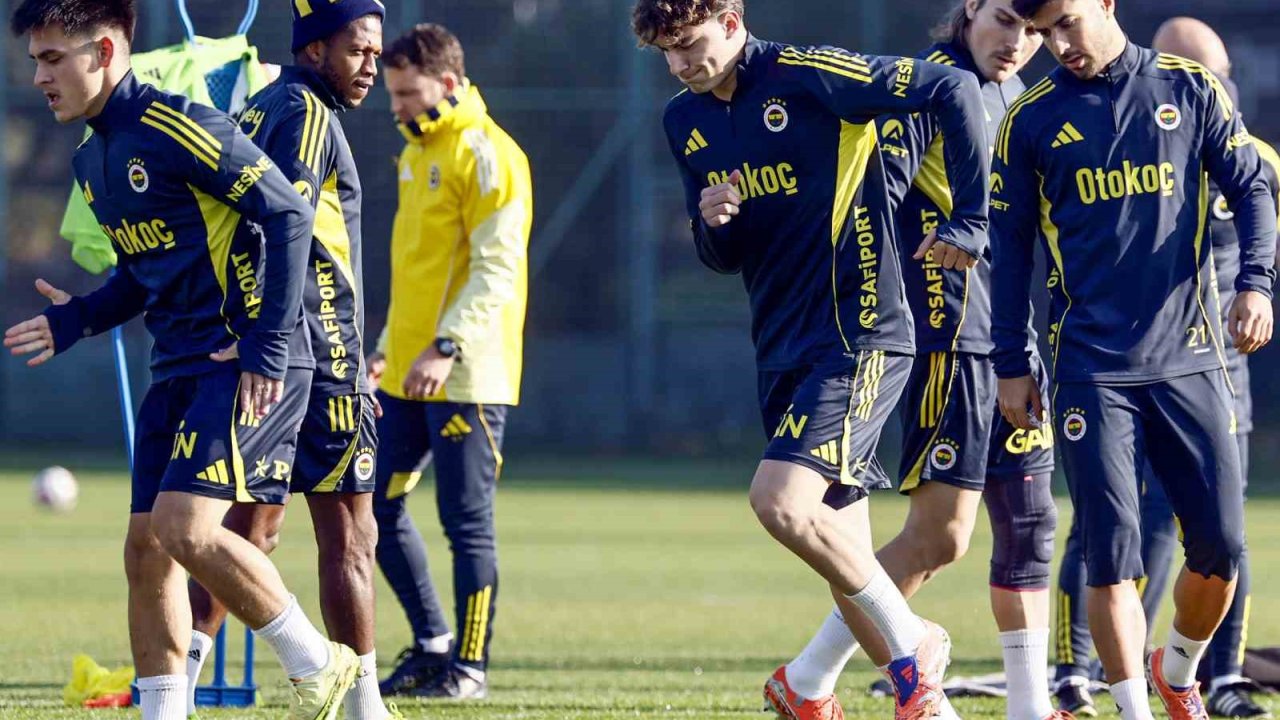Fenerbahçe’de Eyüpspor maçının hazırlıkları tamamlandı
