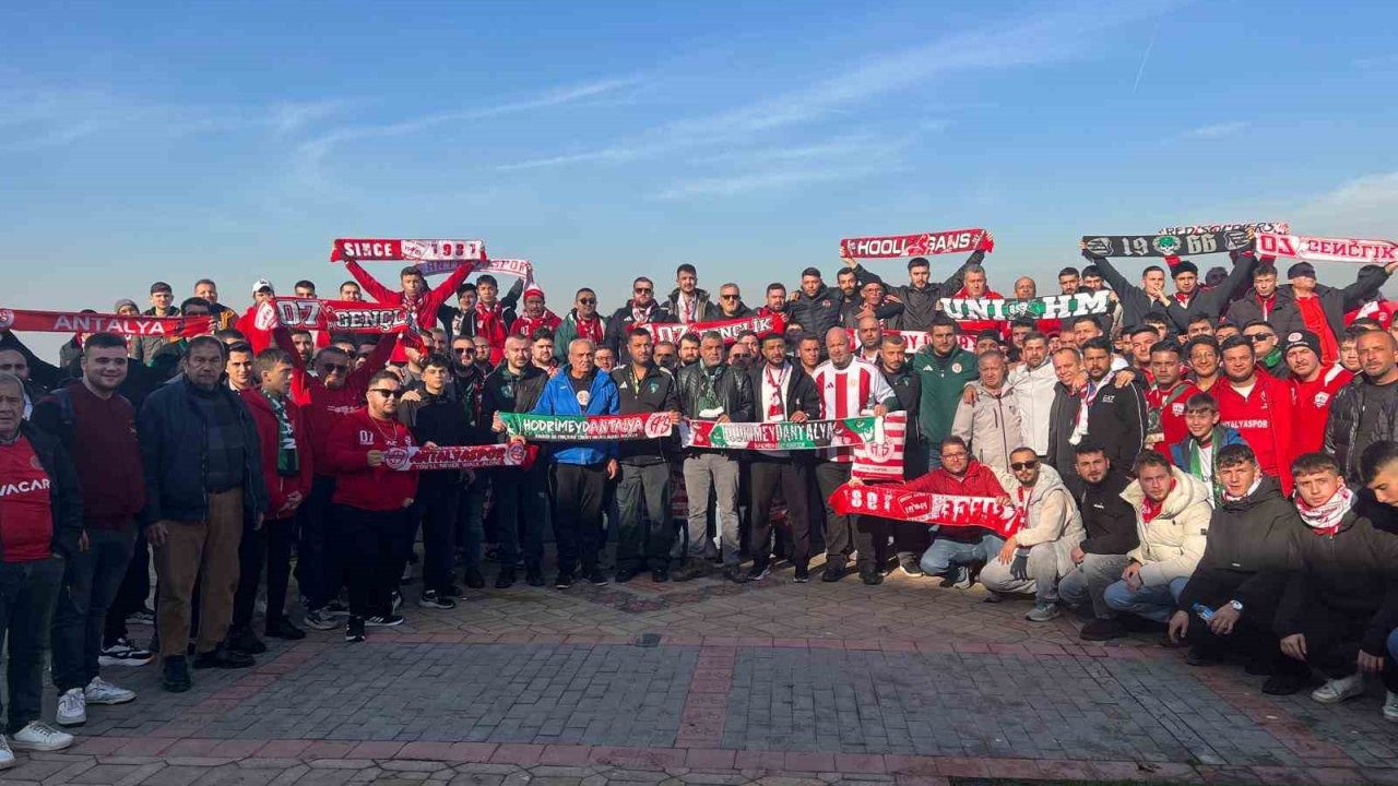 Antalyasporlulara, Kocaeli tarifesi: "Bizdensin kardeşim"