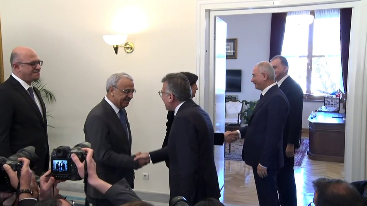 DEM Parti AK Parti’yi ziyaret etti