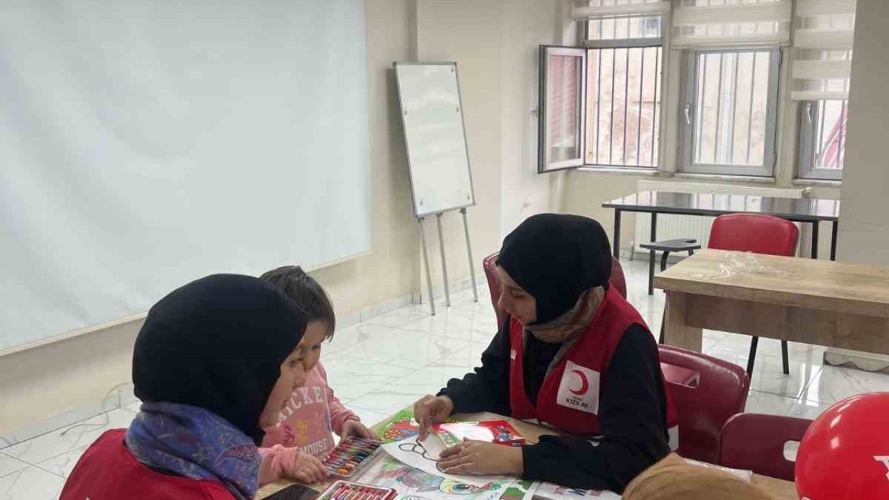Kızılay, Diyarbakır’da otizmli çocukları ve ailelerini ağırladı