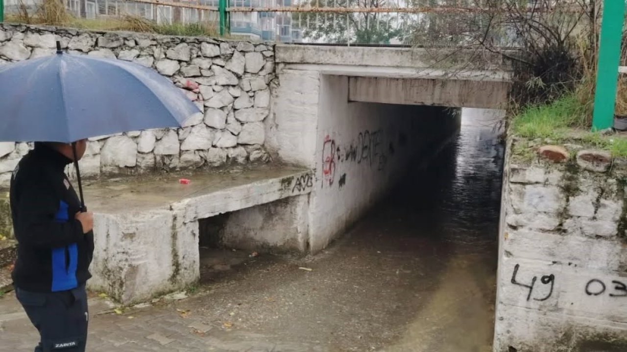 Germencik’te okul önlerinde zabıta nöbeti sürüyor