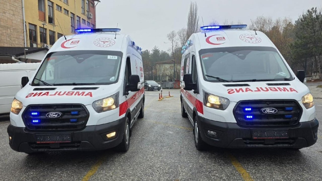 Kütahya’ya 2 yeni 112 Acil Sağlık Ambulansı tahsis edildi