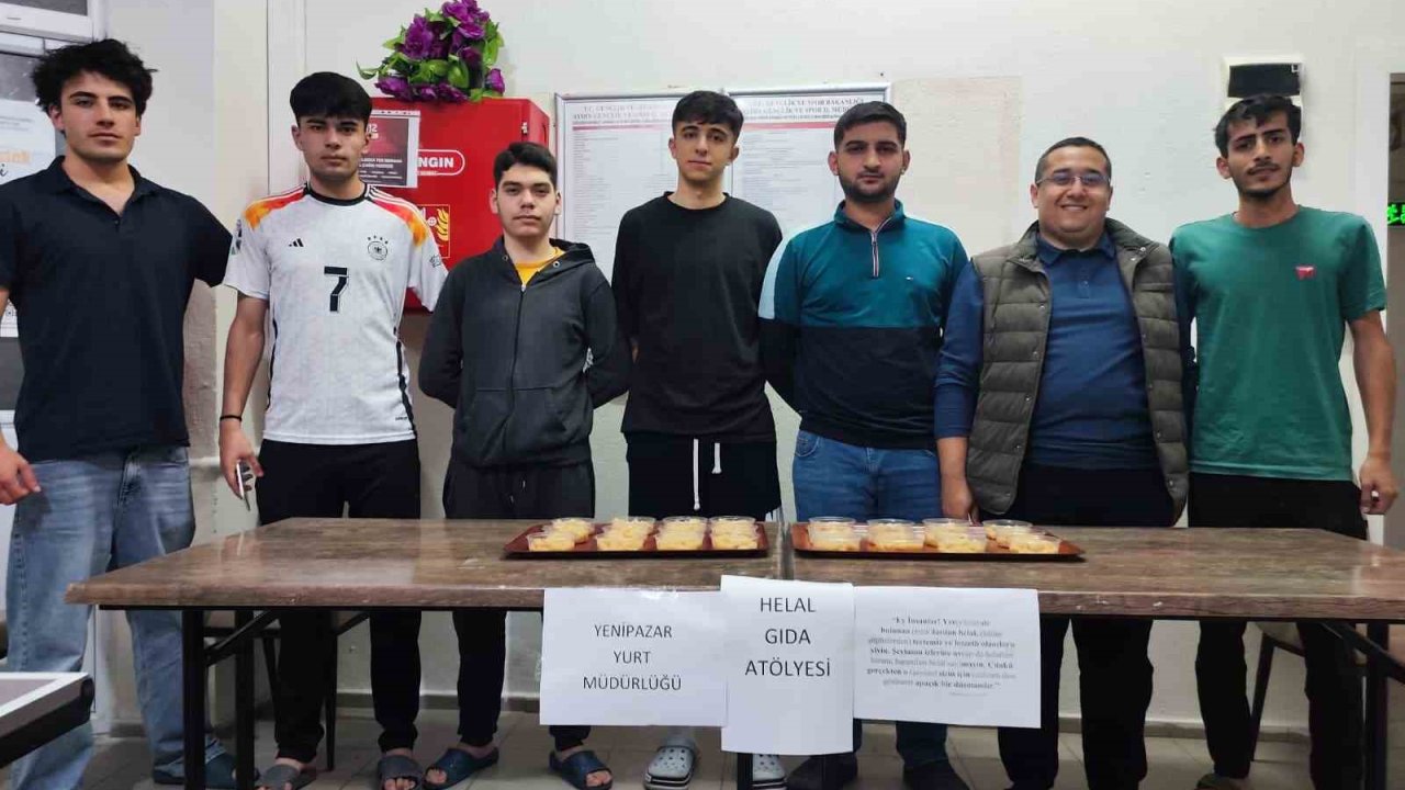 Aydın’da gençler helal beslenme konusunda bilgilendirildi