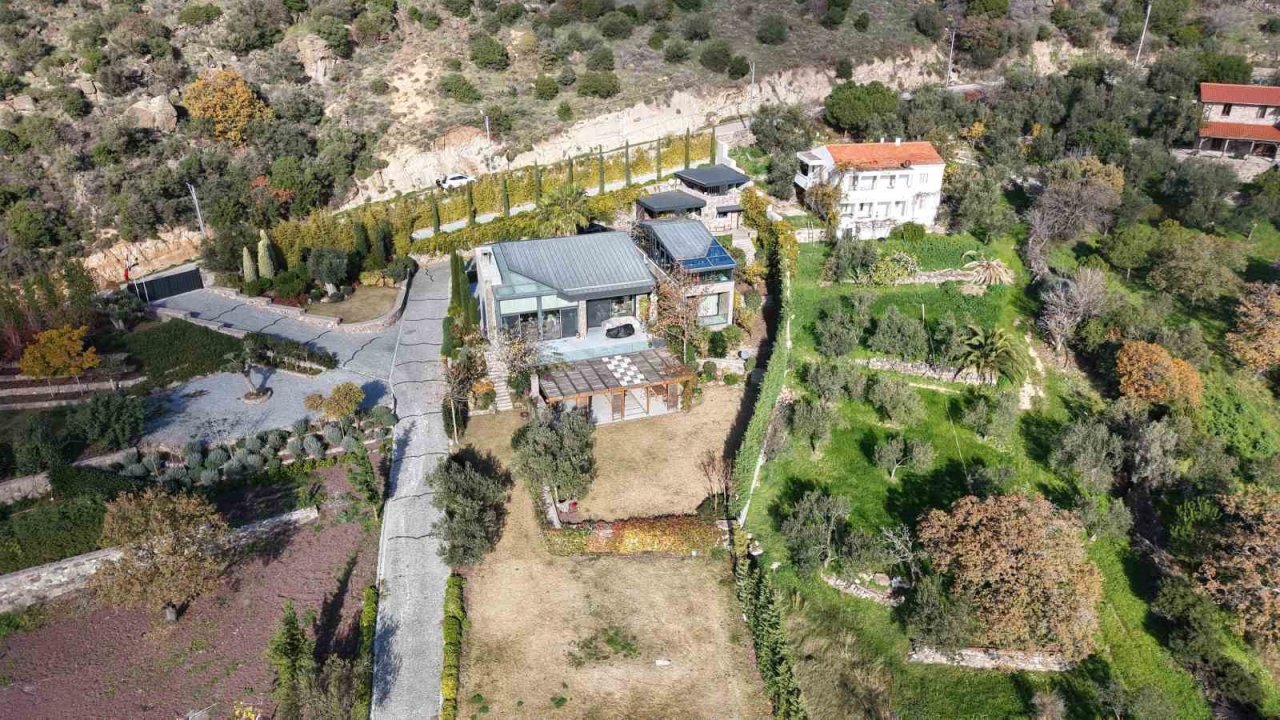 Fenerbahçe Başkanı Sadettin Saran’ın gözaltına alınan villasının bekçisi serbest bırakıldı