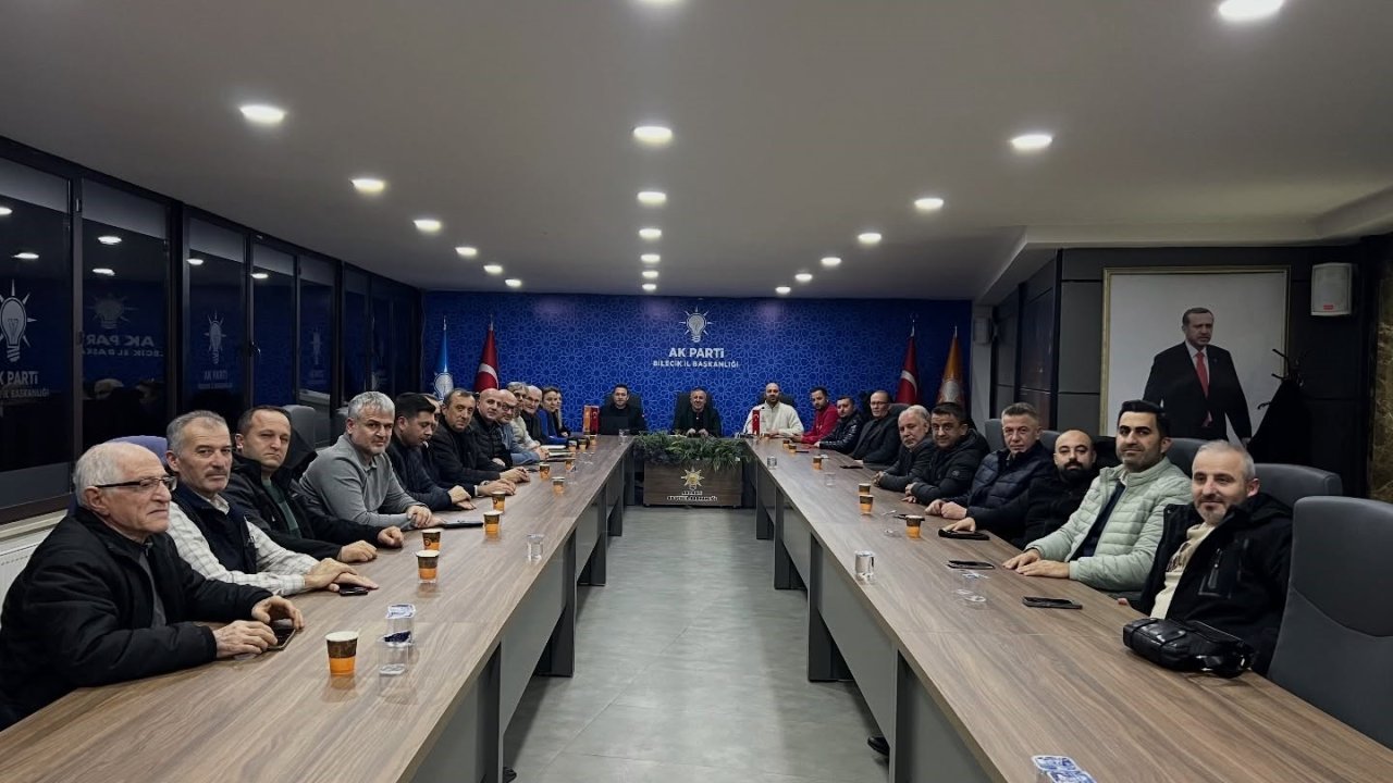 AK Parti Bilecik’te haftalık il yönetim kurulu toplantısı yapıldı