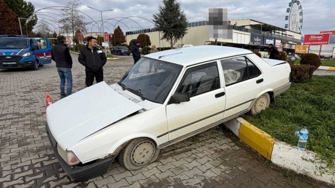 Kamyonet otomobile çarptı: 2 yaralı