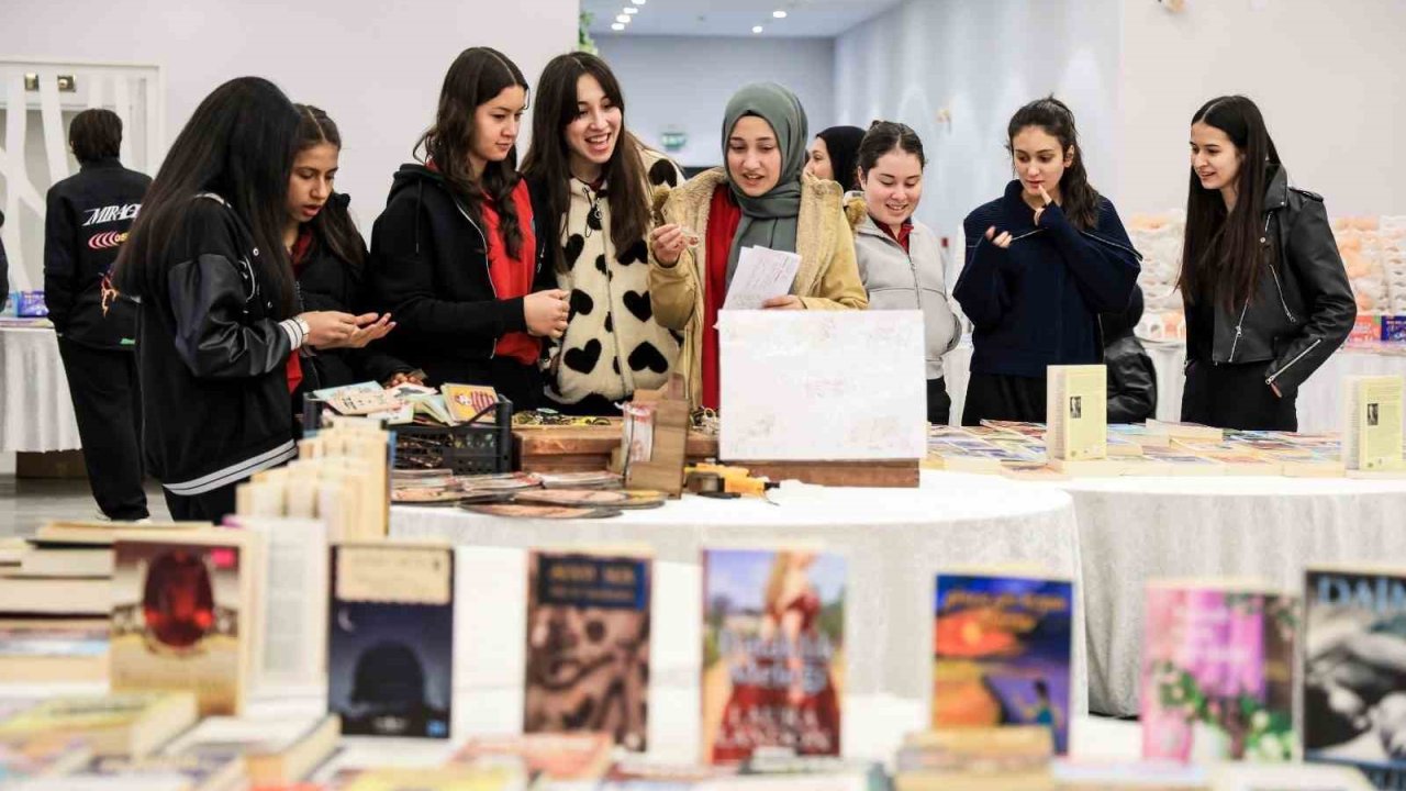 Çameli Belediyesi 1. Kitap Günleri kapılarını açtı