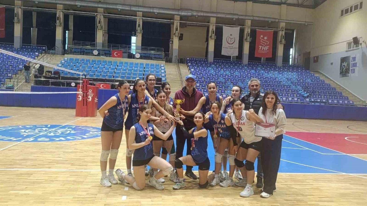 Aydın’da Genç A Kızlar Voleybol İl Birinciliği müsabakaları sona erdi