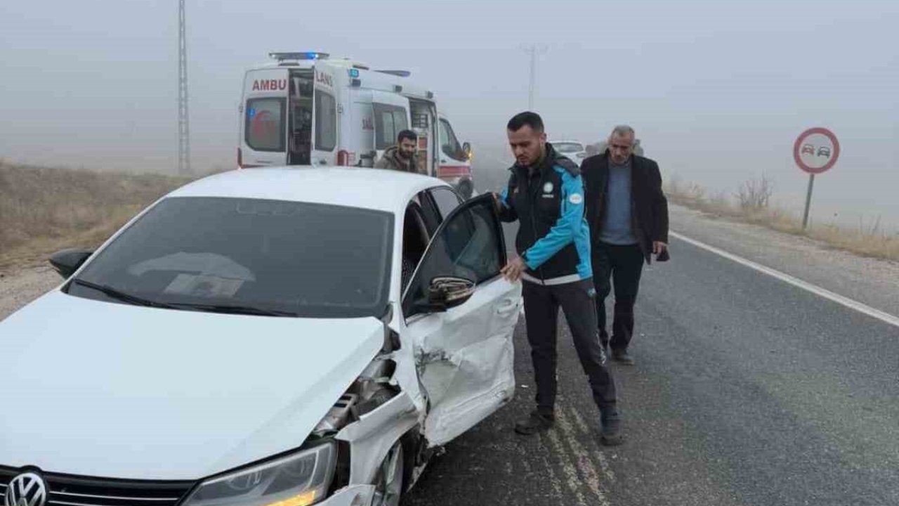 Elazığ’da sis kazaya neden oldu: 1 yaralı