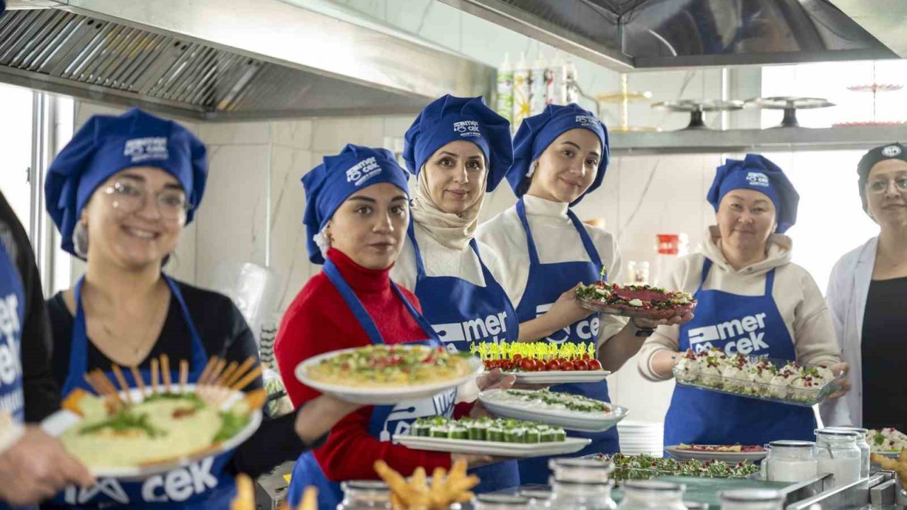 MERCEK’te yeni yıl coşkusu renkli atölyelerle yaşandı