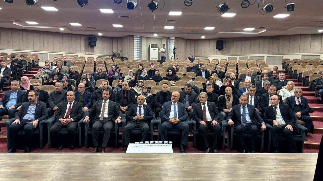 Konya’da kooperatifçiliğin kahramanları ödüllendirildi