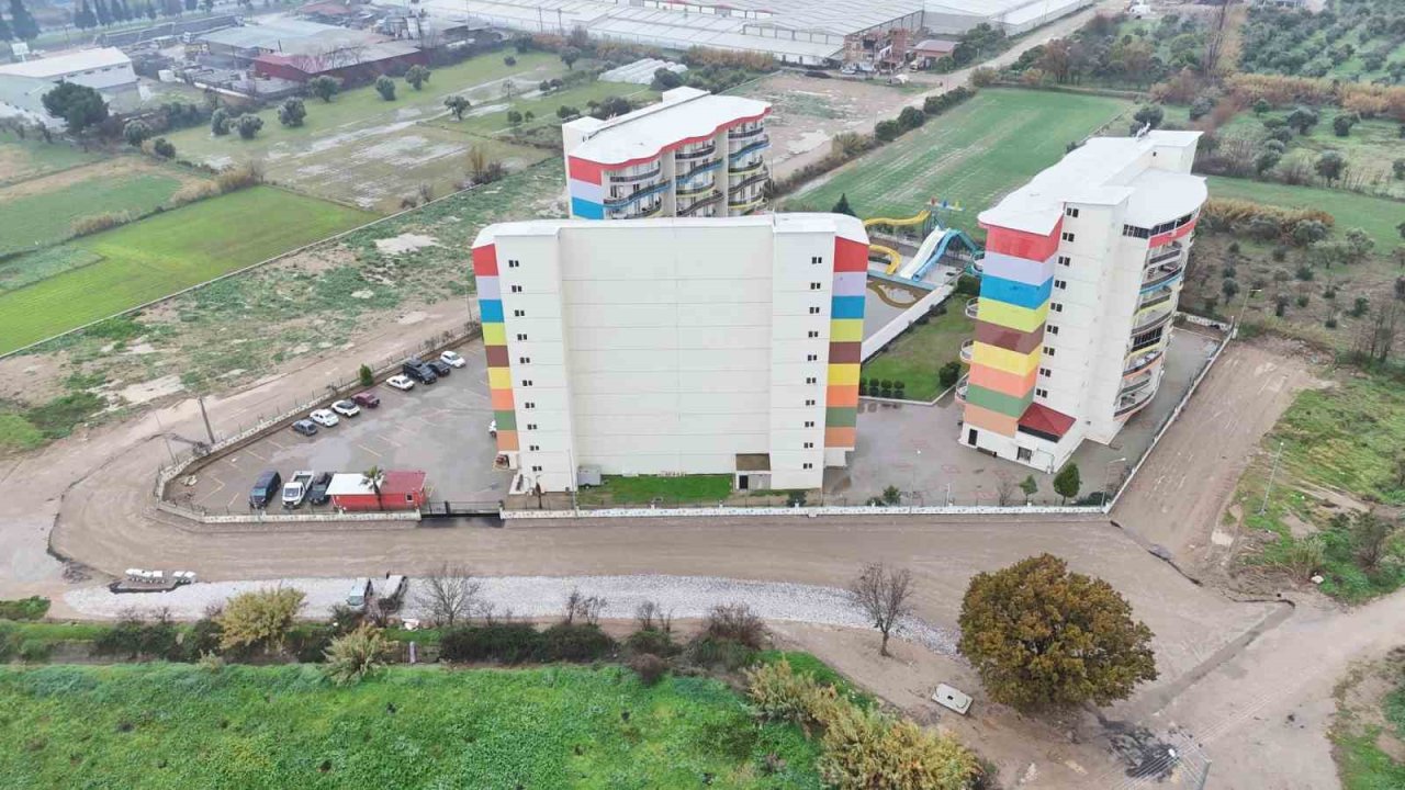 Nazilli Belediyesi’nden Yeşil Mahalle’ye 5 bin metrekarelik yol yatırımı