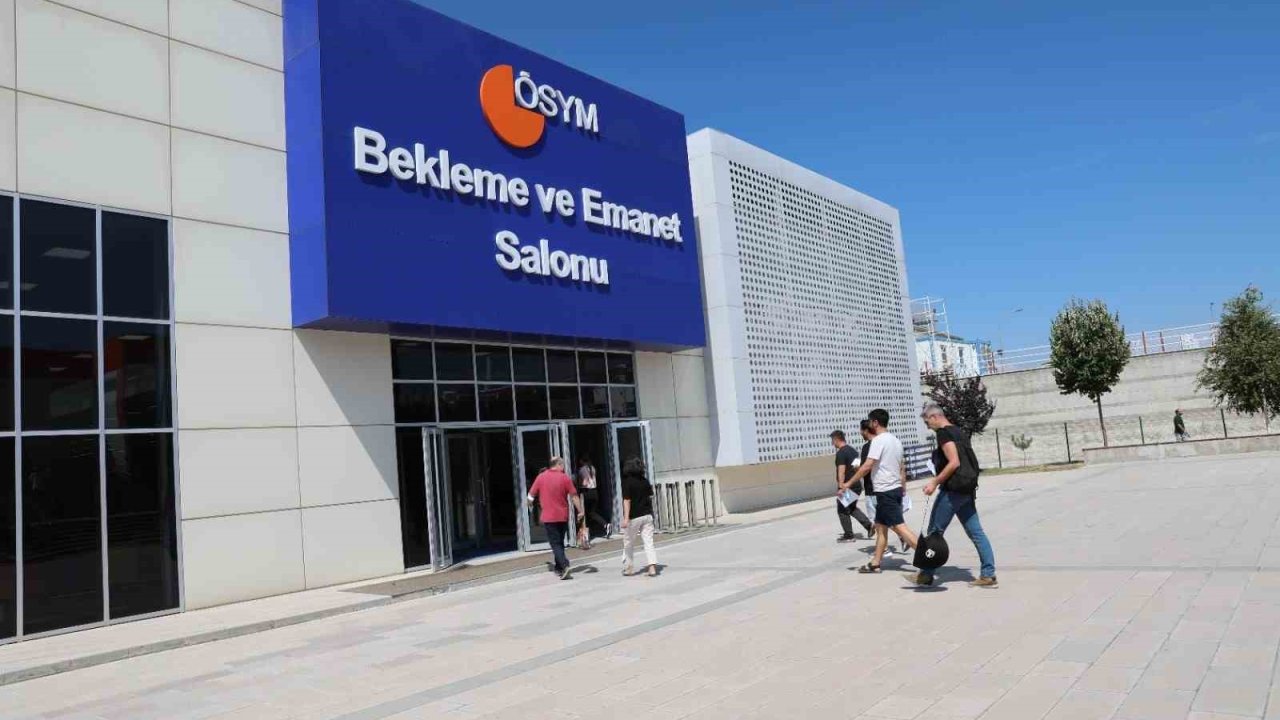 ÖSYM 2025 yılında 8 milyondan fazla adaya sınav hizmeti verdi