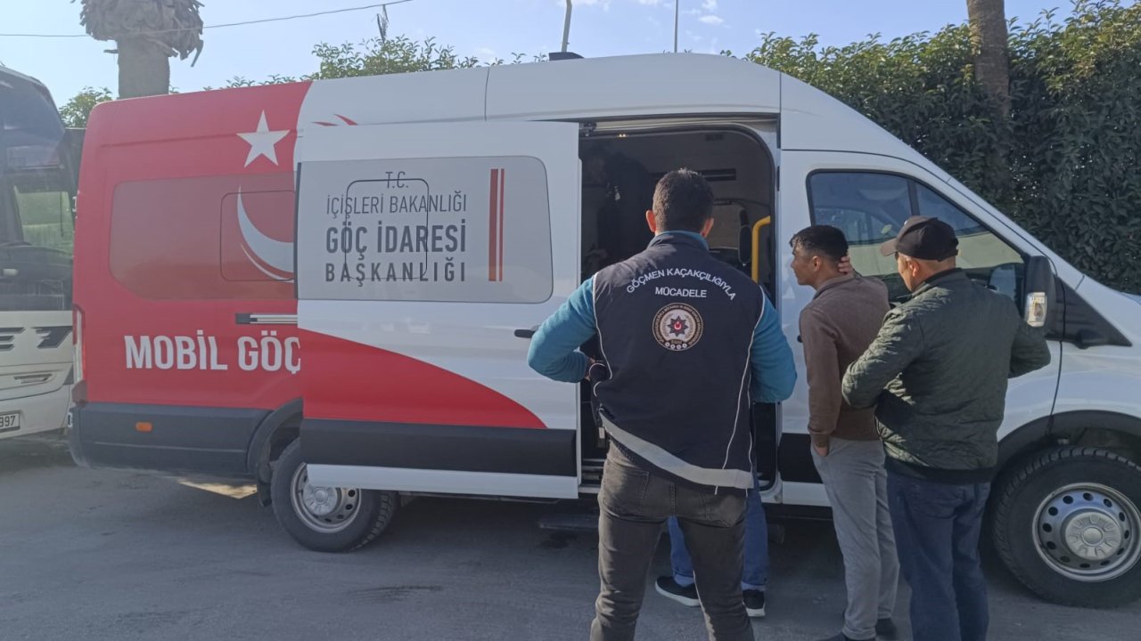 Hatay’da yabancı uyruklu şahıslar denetlendi