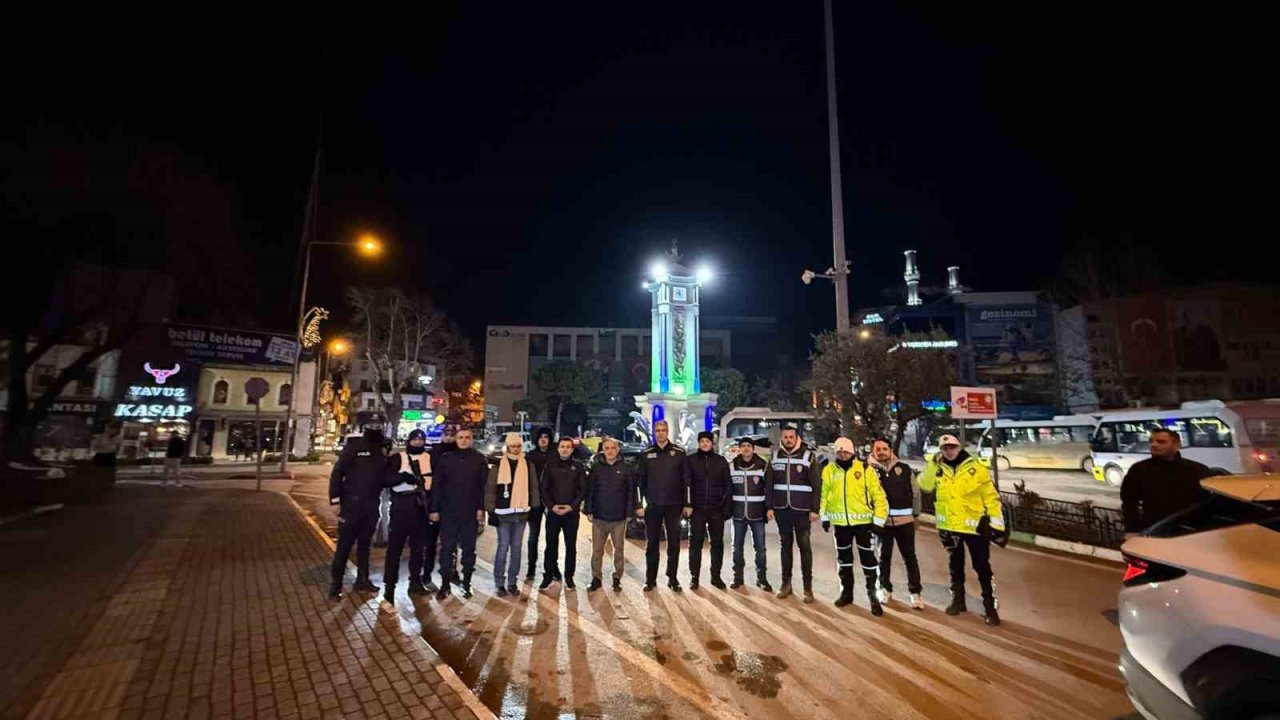 Gemlik’te protokol üyeleri yeni yıla sahada girdi