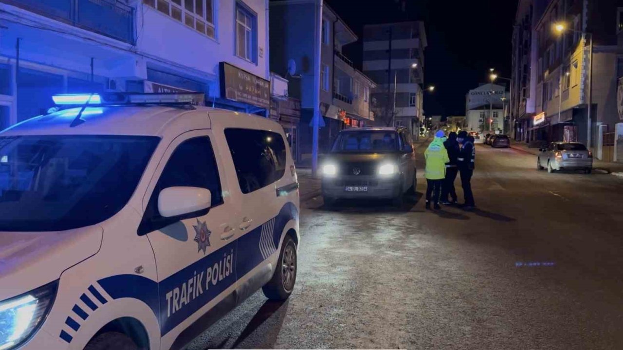 Kulu’da denetimlerde 990 kişi tek tek kontrol edildi