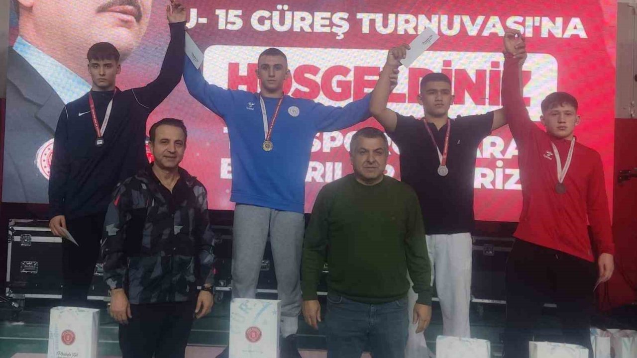 Afyonkarahisarlı sporcudan turnuvada büyük başarı