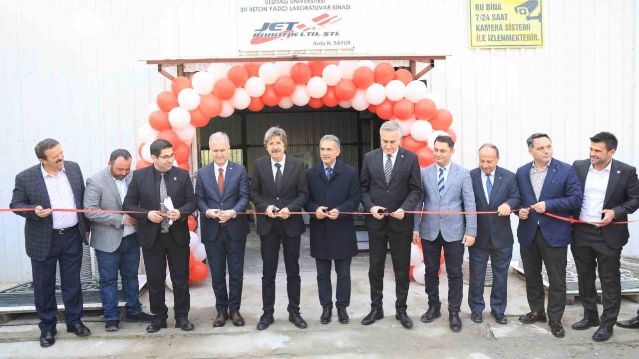 Geleceğin inşaat teknolojisine önemli katkı sağlayacak laboratuvar BUÜ’de hizmete açıldı